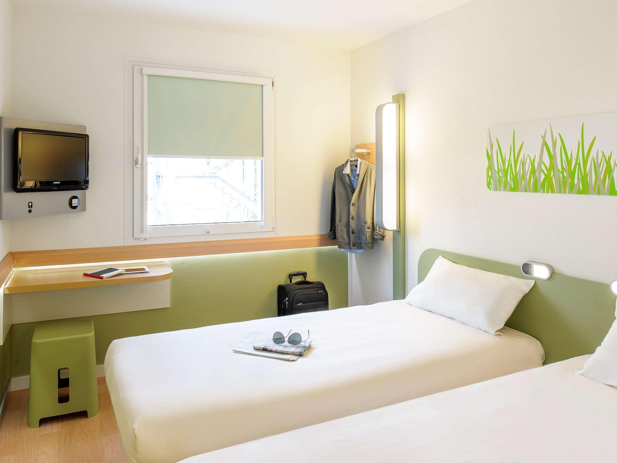 Ibis Budget Montauban Les Chaumes Eksteriør bilde