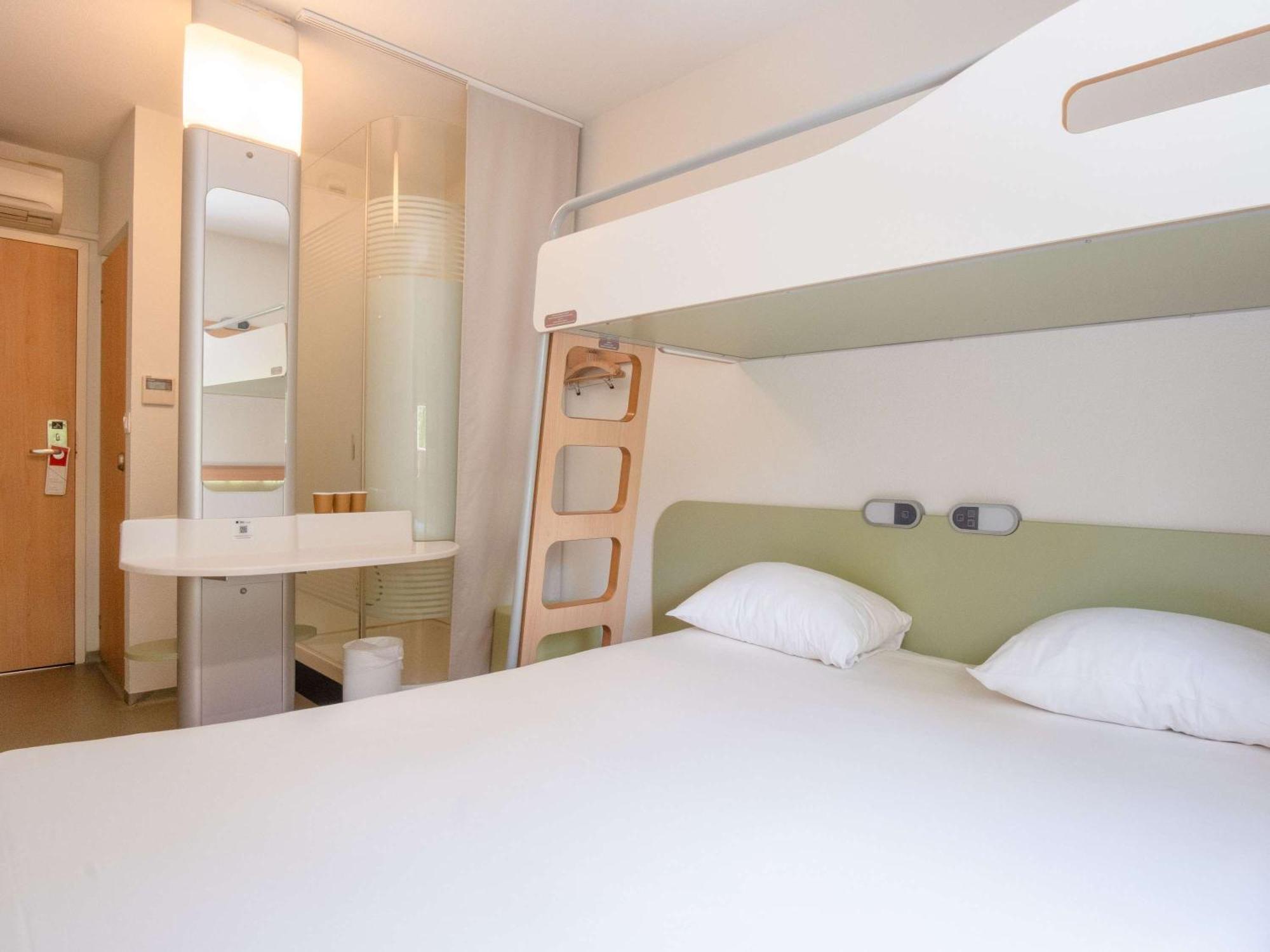 Ibis Budget Montauban Les Chaumes Eksteriør bilde