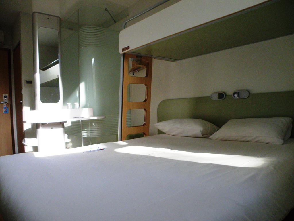 Ibis Budget Montauban Les Chaumes Rom bilde