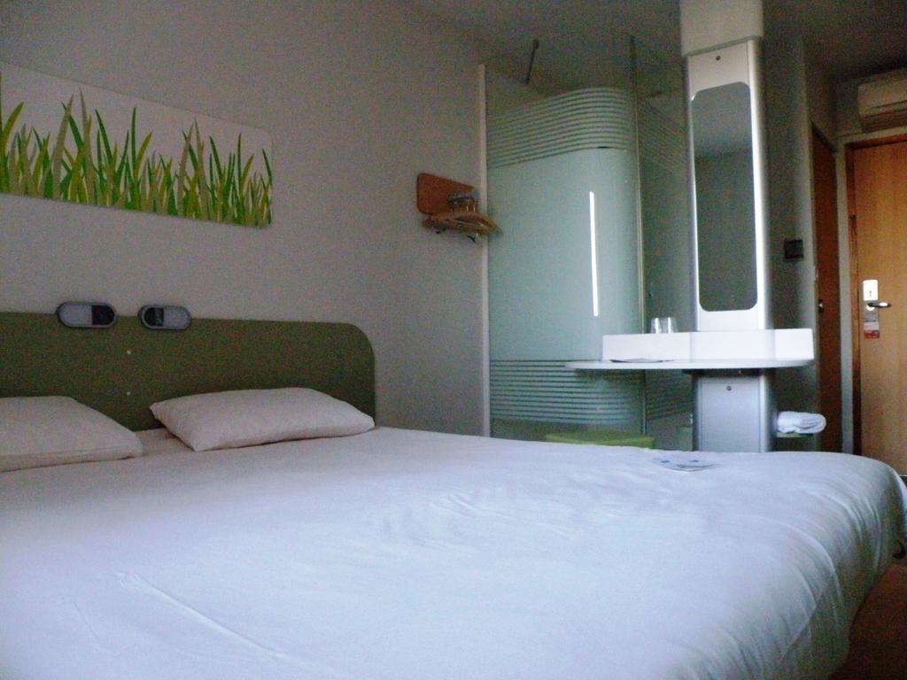 Ibis Budget Montauban Les Chaumes Rom bilde